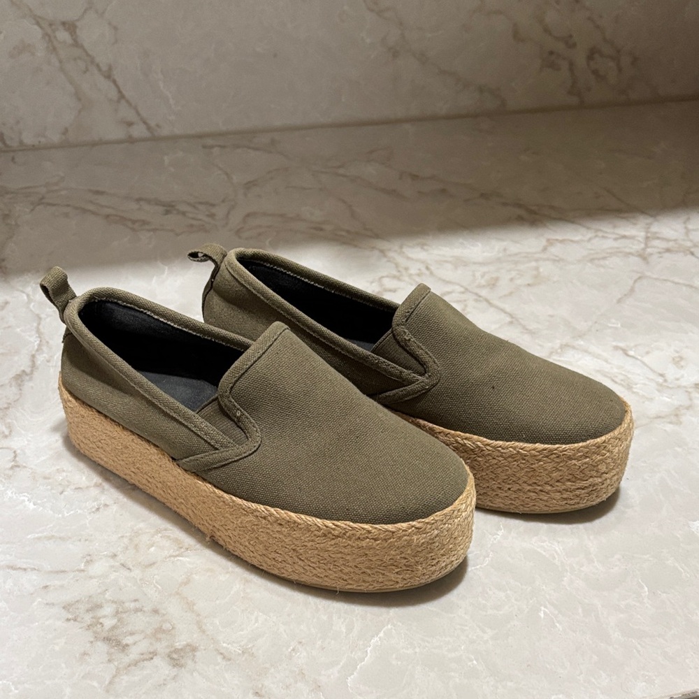 Forever 21 Khaki Platform Slip-Ons
